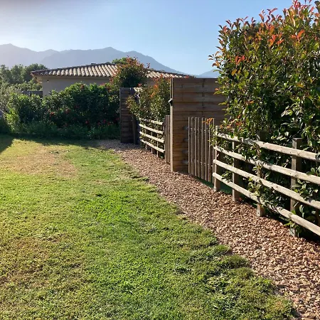 Mini-villa 2 Montagne Hébergement de vacances Porto-Vecchio (Corsica)